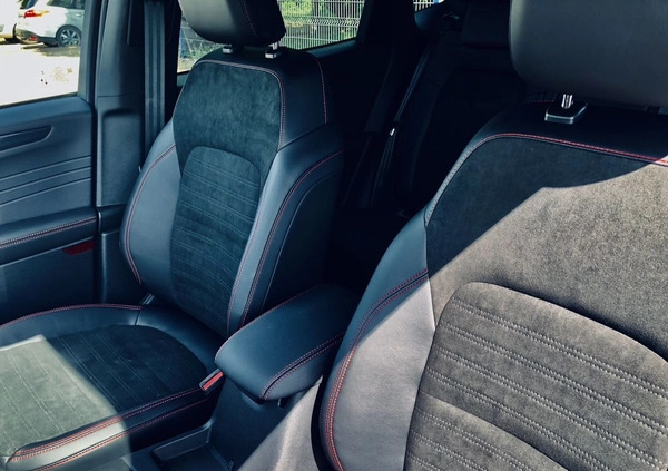 Ford Kuga cena 181500 przebieg: 5, rok produkcji 2024 z Włodawa małe 352